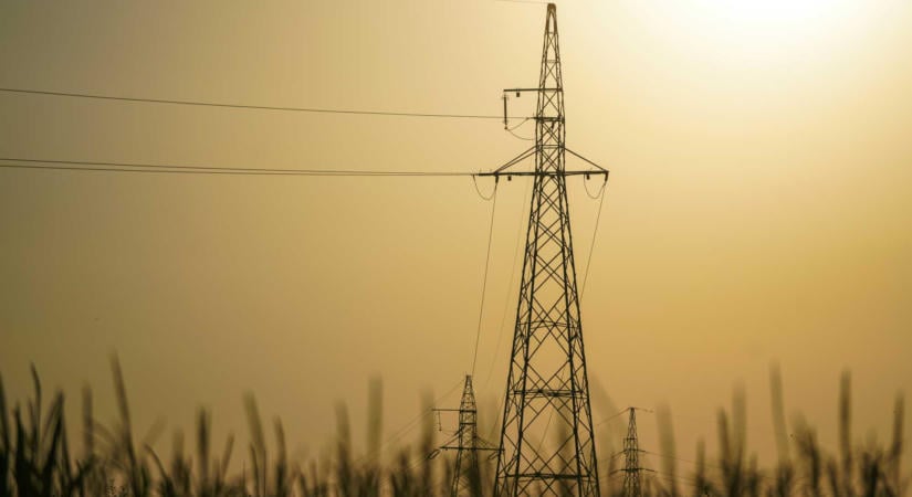 Kötelezettségszegési eljárást indított Románia ellen az EB az uniós energiaügyi szabályok késése miatt