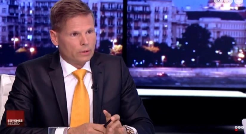 A Ripost egykori munkatársát gyanúsítottként hallgatták ki – beismerte Mártha Imre megfigyelését és elmondta, ki utasította erre