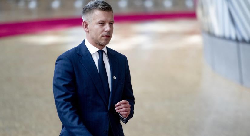 A miniszterelnök szerint botrányos, ahogy szétesik a korábbi kormánypárt  Videó