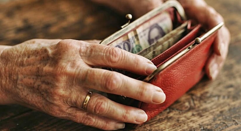 Itt vannak a részletek, ennyi lesz a 13. és 14. havi nyugdíj