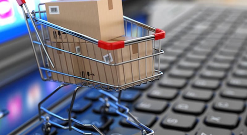 Több mint 500 milliárdot költöttünk el online a második negyedévben