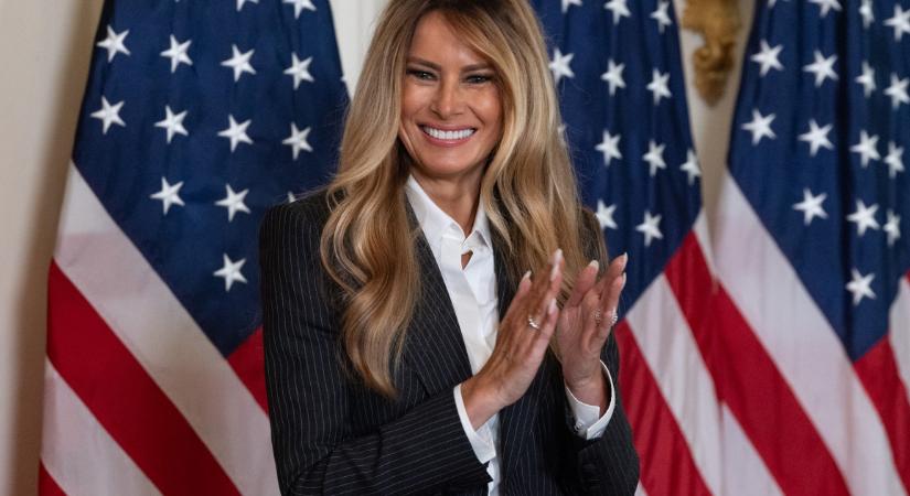 Ez Melania Trump kedvenc rúzsa: mindössze 7000 forintba kerül a first lady ikonikus árnyalata