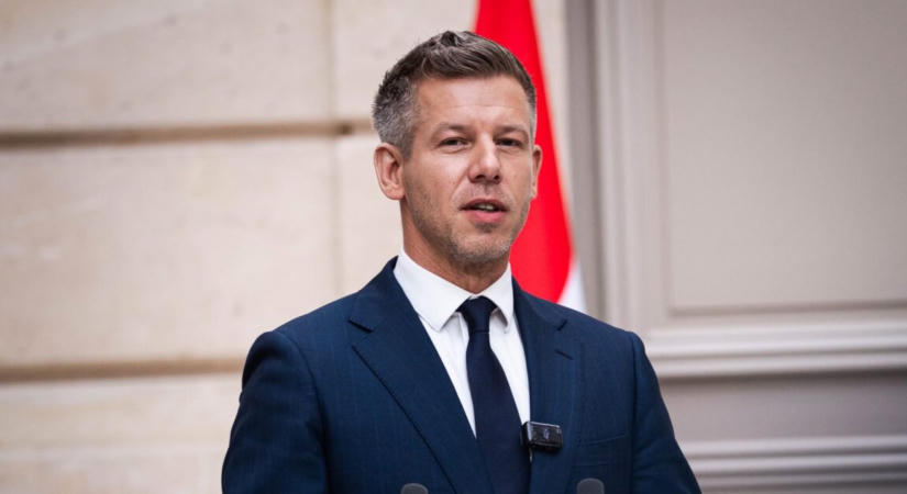 Rendkívüli üléssel tér vissza az Országgyűlés – Magyar Péter napirend előtti felszólalásával kezdődik a hét