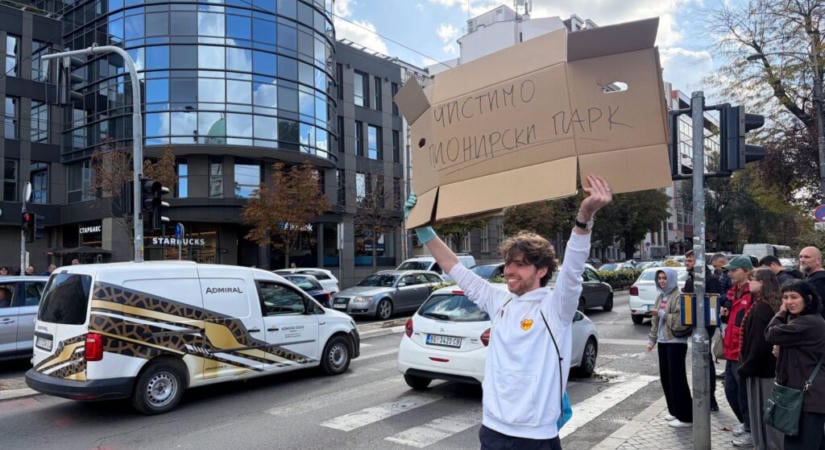 Takarítják az egykori Ćacilend területét, azaz a Pionír parkot