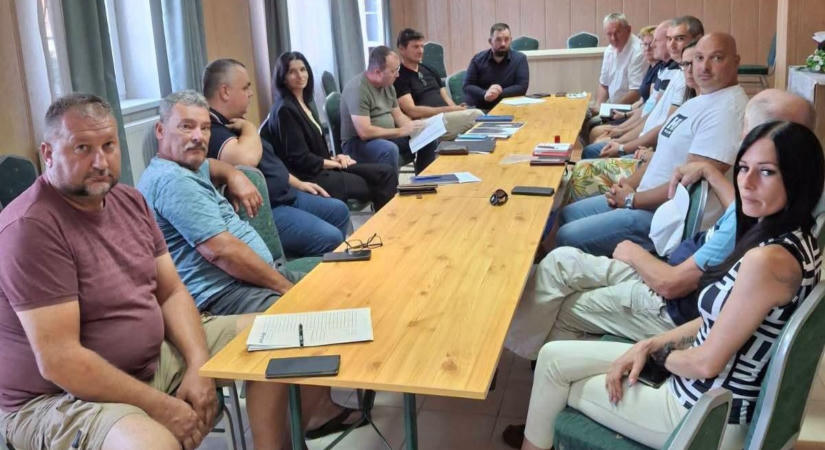 Elegük lett a sorozatos áramszünetekből – megoldást keresnek a zalai falvakban