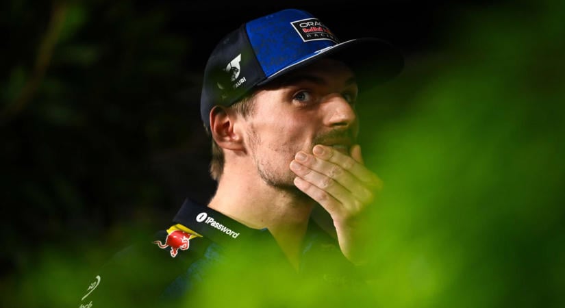 Verstappen szabályt szegett, mégsem büntetik Szingapúrban!