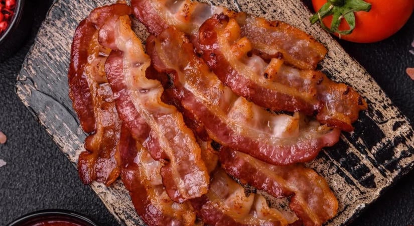 Ropogós bacon a mikróban? Kipróbáltuk, működik-e – VIDEÓ!