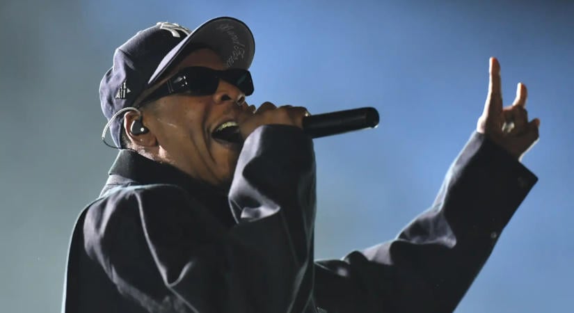 Évek óta ő választja a fellépőket, jövőre viszont Jay-Z maga áll színpadra a Super Bowlon