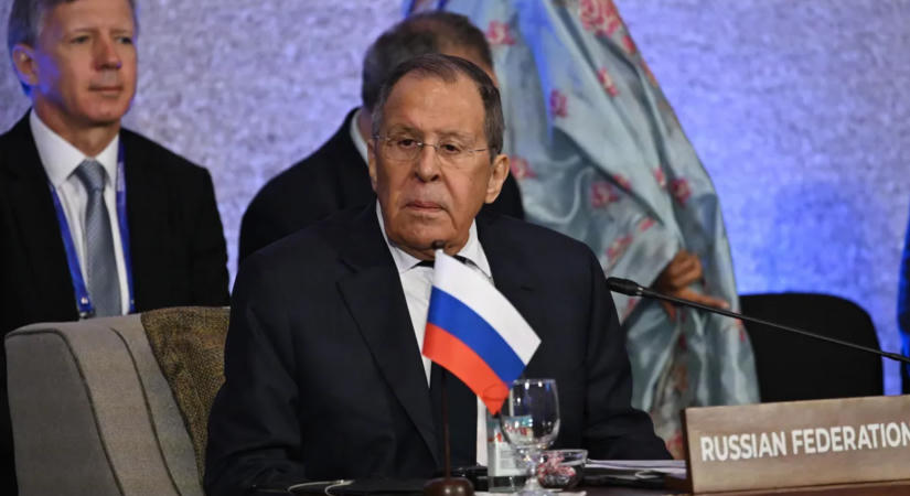 Lavrov szerint már a háború előjelei látszanak a német lépésekben