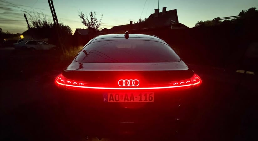 500 kilométer alatt alig használtuk a féket – az új Audi A6 e-tron meglepett minket