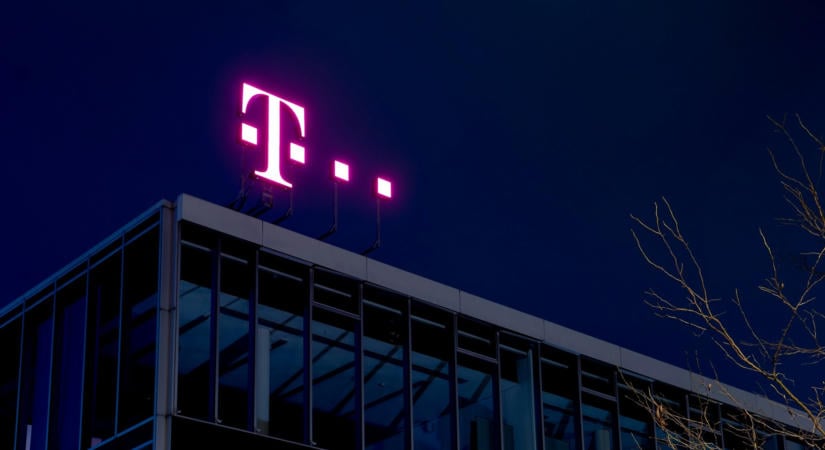 Milliárdos megtakarításra számít a Telekom, miután mindenhol, ahol csak lehet, beveti a mesterséges intelligenciát