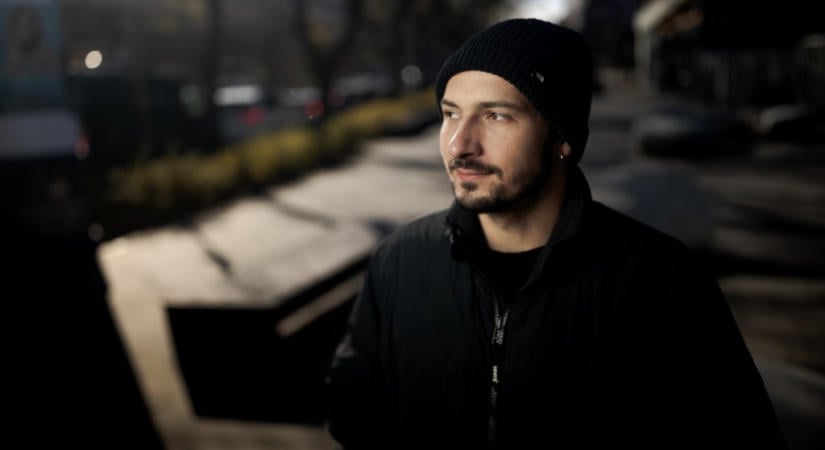 Bongor és más vajdasági magyar művészek álltak ki a szerb ellenzék mellett