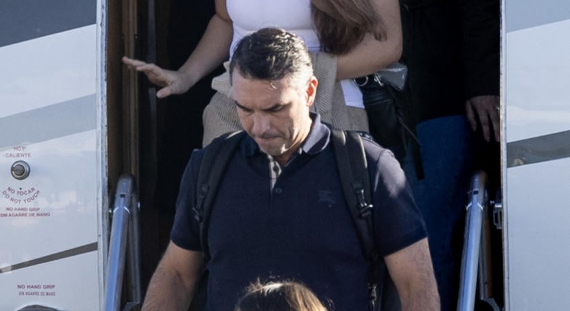 Flávio Bolsonaro megérkezett Floridába