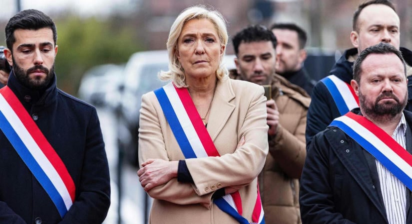 Economist: Jól mémesíthető akciókra is szükségük lesz a francia centristáknak, ha meg akarják állítani Le Pent