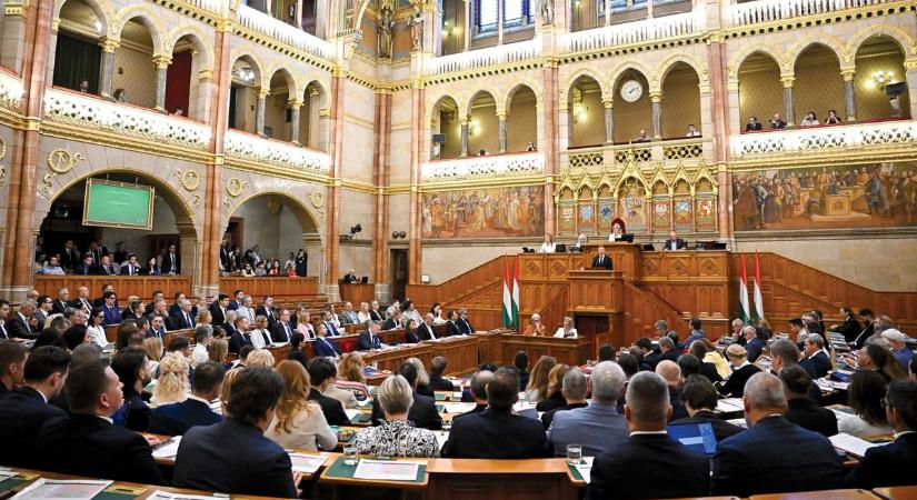 Tisztelt Ház?! Fenyegetőzés, ordibálás és kitiltás a Parlamentben