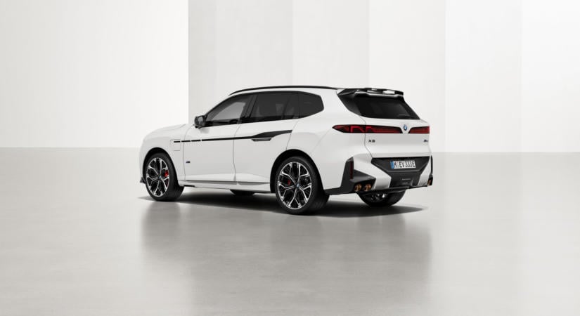 Gyári tuningot kapott az új BMW X5! Tényleg kell a hátsó szárny a SUV-ra?