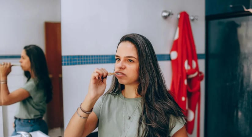 6 hiba, amit fogmosáskor szinte mindenki elkövet – a másodikat a legtöbben gyerekkoruk óta csinálják