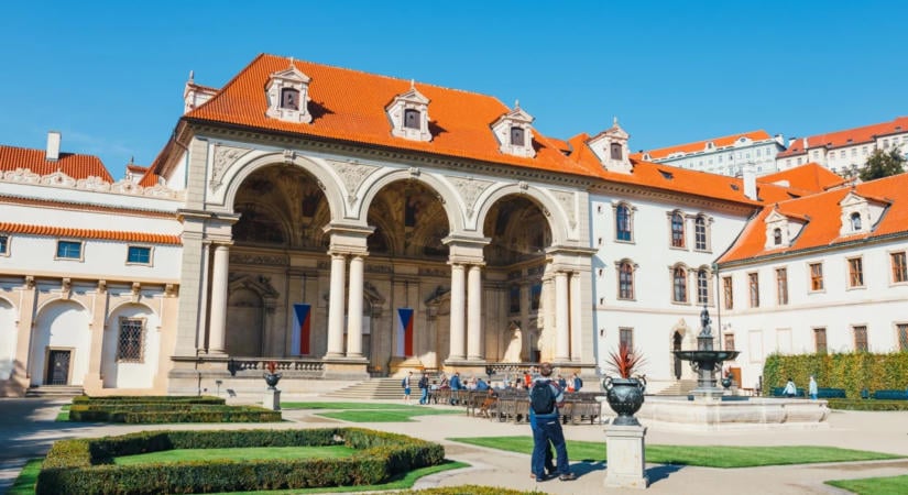 Az ellenzék aratott győzelmet a csehországi szenátusi választások második fordulójában