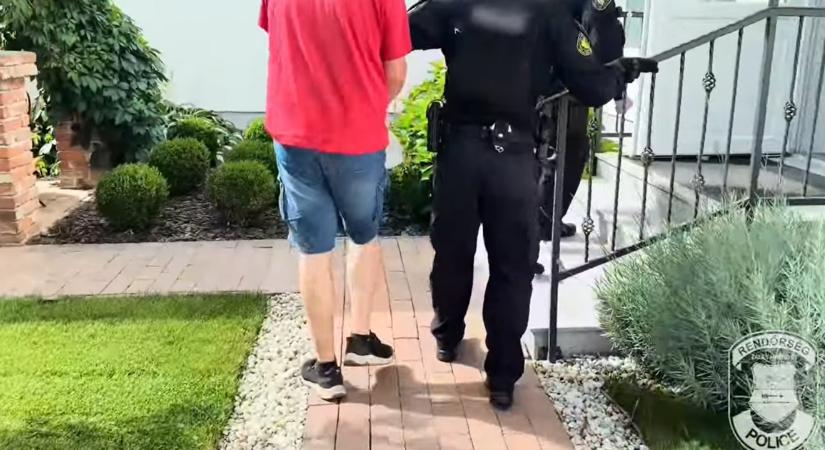 Alsónadrágban fogták el a rendőrök a férfit, aki fegyverrel rabolt ki egy benzinkutat Nagykanizsán