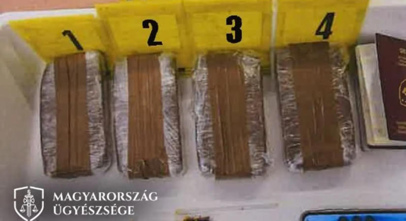 Testére erősített herointéglákkal bukott le egy macedón férfi a magyar határon