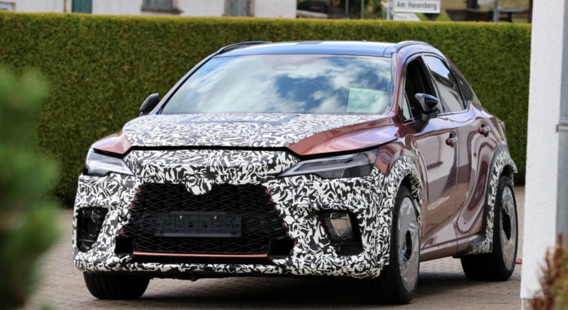 Jön a Lexus új szupersportkocsija… egy SUV!