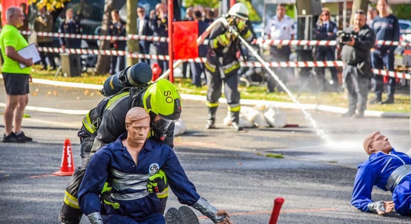 A legerősebb tűzoltók versenyeztek Bükfürdőn, kitűnően szerepeltek Bács-Kiskun tűzoltói