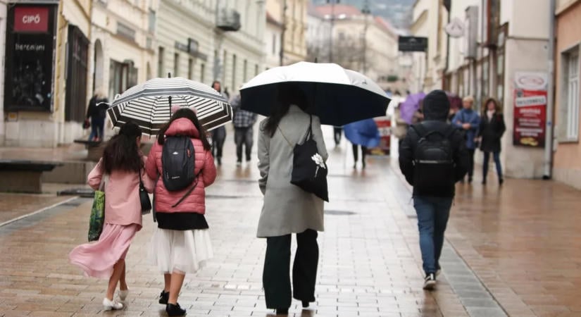 Eső és erős széllökések is jöhetnek vasárnap, mutatjuk, hol várható csapadék