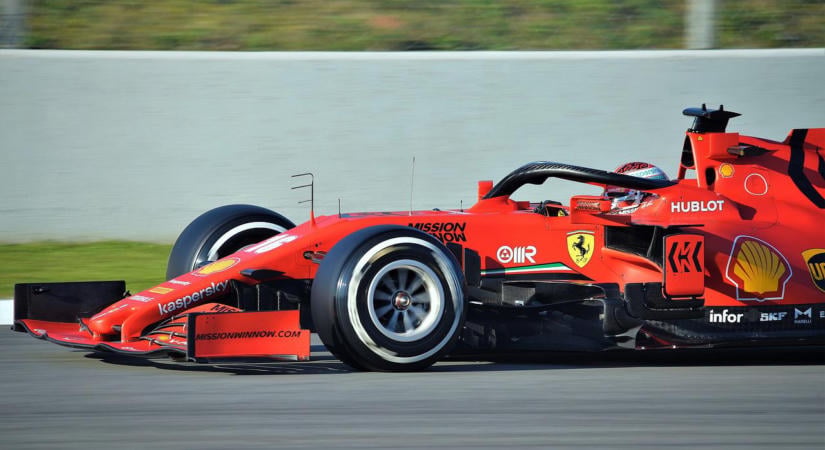 Forma-1: a Ferrari zuhanórepülésben, Vasseur tehetetlen