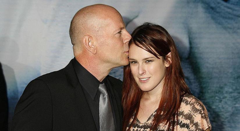 Bruce Willis szívbemarkoló fotói segítenek megérteni, hogy minden perc számít, amit a szeretteiddel tölthetsz