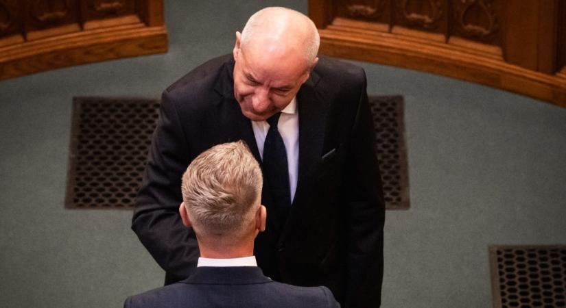 A Velencei Bizottság kész sürgősséggel tárgyalni Sulyok Tamás beadványát