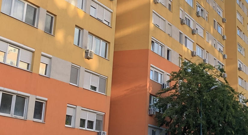 Otthon Centrum: lassult a budapesti használt lakóingatlanok drágulása
