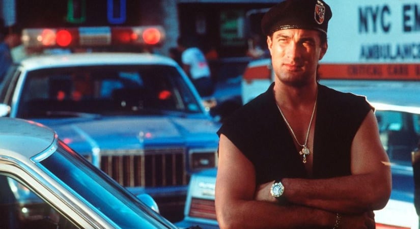 Steven Seagal csak árnyéka egykori önmagának: alig lehet ráismerni a 90-es évek legendás akciósztárjára