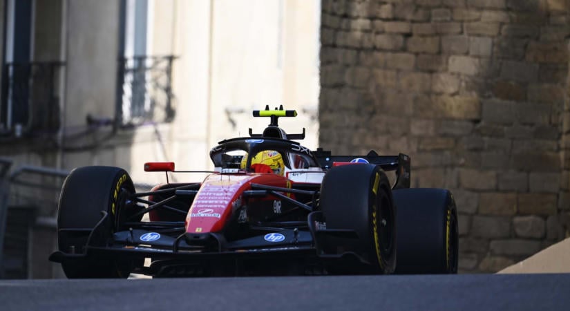 Hamilton a Ferrari Q3-as döntését hibáztatta Bakuban
