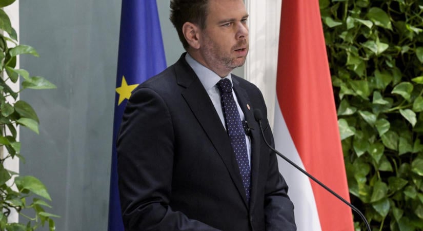 Vitézy Dávid nagy bejelentést tett, megújulás jön a Balatonnál