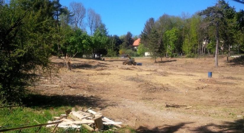 Így áll most a parkoló építése a Normafánál