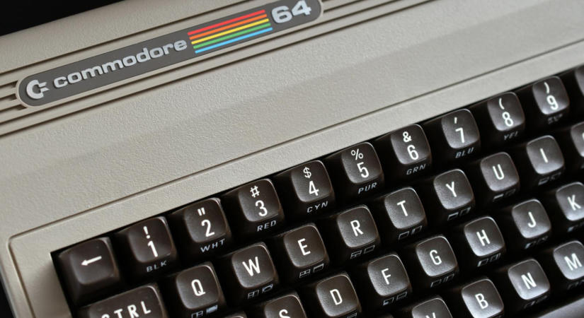 Ma ötvenéves az az adótrükk, amelynek köszönhető a Commodore 64