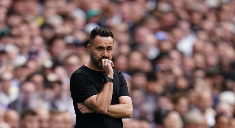 Százmilliókat vertek el a semmiért: 50 éve nem látott mélység fenyegeti a Premier League alapítóklubját