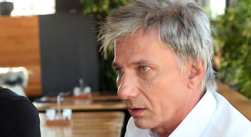 Félmillió forintot nyúltak le Bochkor Gábortól: így reagált a rádiós