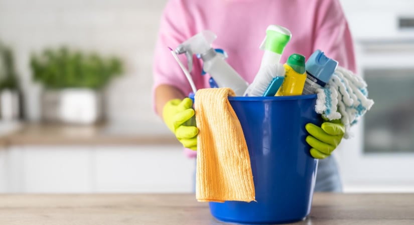 Már üzletszerű sikkasztás miatt nyomoznak Gyömrőn: megszólalt a polgármester a konyhai visszaélésekről