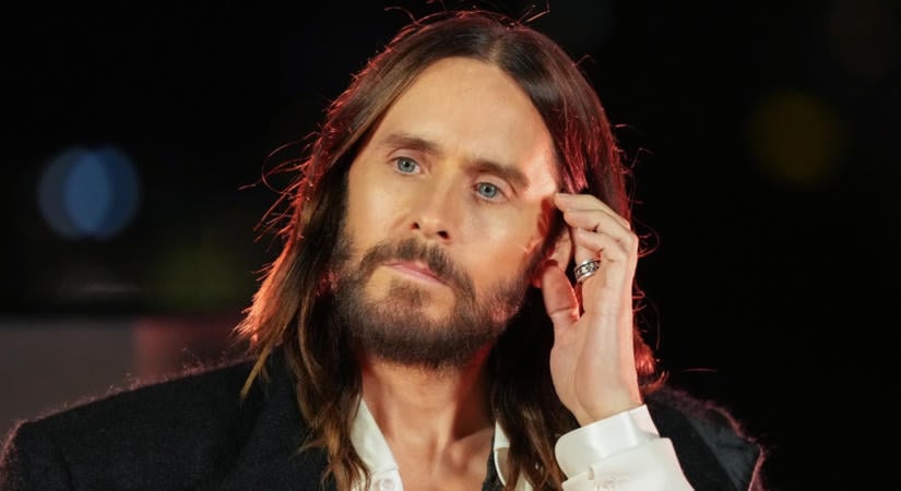 „Lelketlen a tekintete” – Kifakadt a szexuális zaklatásokkal vádolt Jared Leto kollégája
