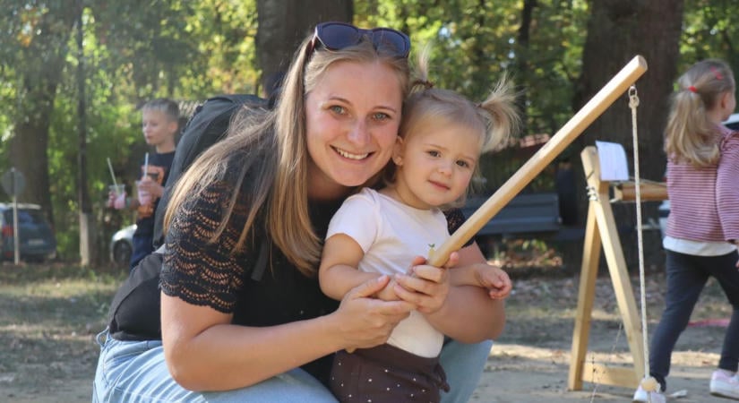 Őszköszöntőre hívták a makói családokat – vidáman telt a nap a Maros-parton  fotók
