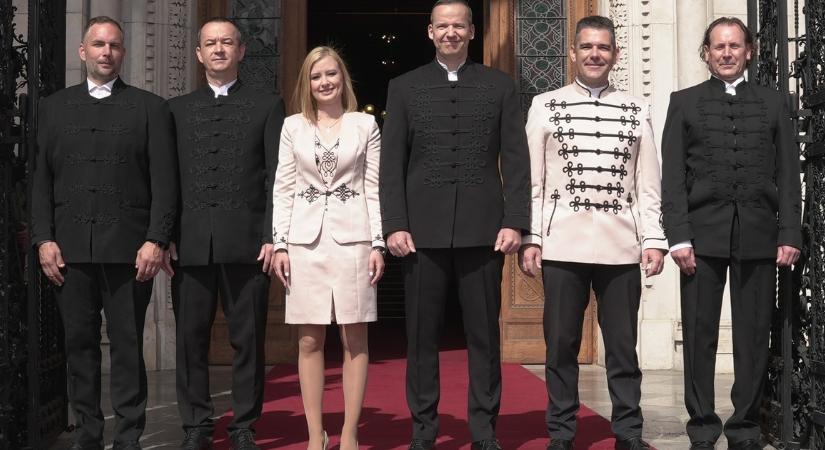 100 Tagú Cigányzenekar: elfogadhatatlan, ami a Parlamentben történt