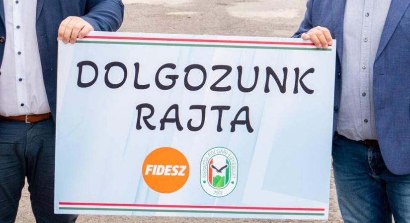 Az orbániai “jogalkotás” tragikomikus bohózata