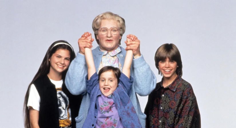 Így néznek ki ma a Mrs. Doubtfire szereplői: a Robin Williams gyerekeit alakító színészekre rá se ismernél
