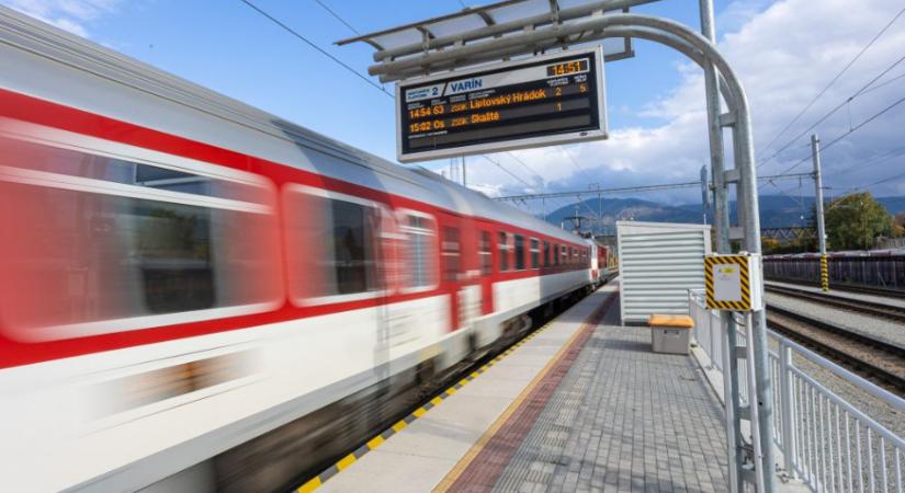Feloldották a vonatok sebességkorlátozását, de a hőség idején újra bevezethetik