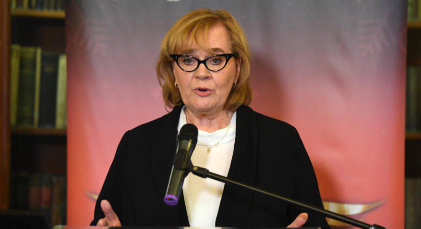 A közmédiából menesztett Siklósi Beatrixot ültetné be a Fidesz az új felügyelőtestületbe