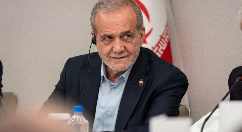 Iráni elnök: kritikus és veszélyes szakaszba jutott az Iránnal szembeni nyomásgyakorlás