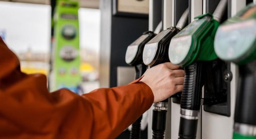 Dízelautó-támogatás: íme a részletszabályok, ők kaphatnak 20 ezer forintot