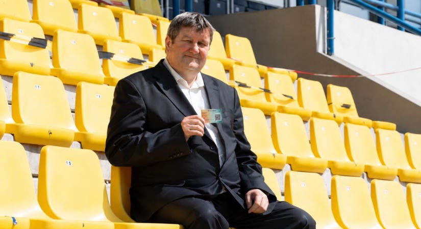 Kölcsönkérték, majd nyoma veszett az Aranycsapat ereklyéjének Tállai András focicsapatánál