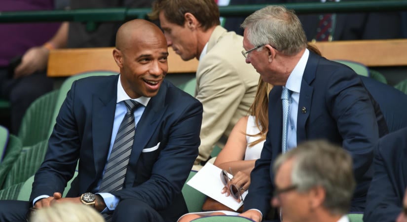 Aranylabda-botrány: beismerte hibáját a szavazó, Thierry Henry is magyarázkodásra kényszerült
